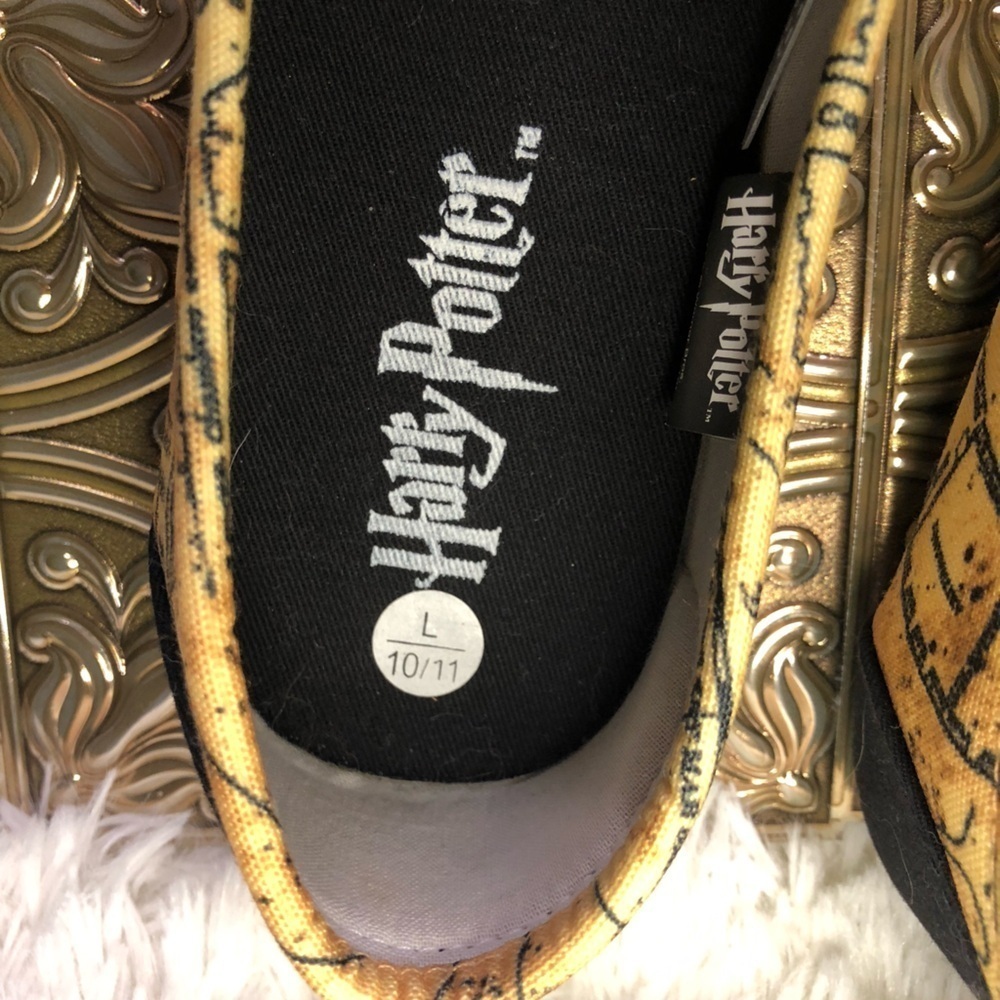 Warner Bros. Harry Potter Themed Women's Loafers - Tan and Black L 10/11 - Picture 16 of 16